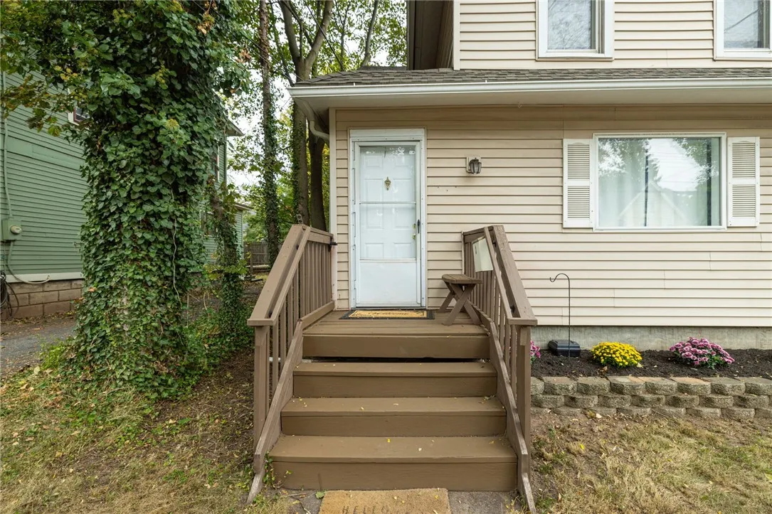 75 State Street, Sweden, New York 14420, Sweden, New York 14420, 1 Bedroom Bedrooms, 4 Rooms Rooms,1 BathroomBathrooms,Residential Lease,Closed,75 State Street, Sweden, New York 14420,0,R1648111