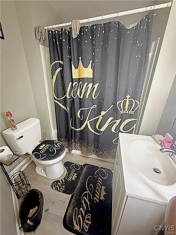 1541 South Avenue 43, Syracuse, New York 13207, Syracuse, New York 13207, 6 Bedrooms Bedrooms, ,2 BathroomsBathrooms,Residential,For Sale,1541 South Avenue 43, Syracuse, New York 13207,0,S1647701