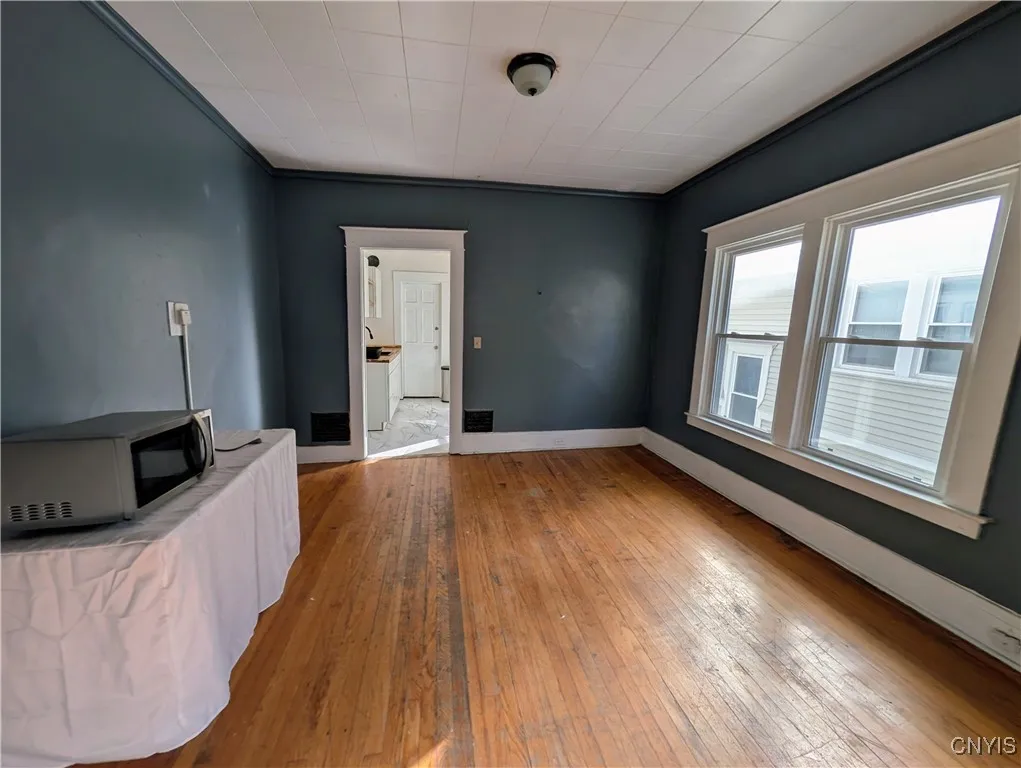 1541 South Avenue 43, Syracuse, New York 13207, Syracuse, New York 13207, 6 Bedrooms Bedrooms, ,2 BathroomsBathrooms,Residential,For Sale,1541 South Avenue 43, Syracuse, New York 13207,0,S1647701