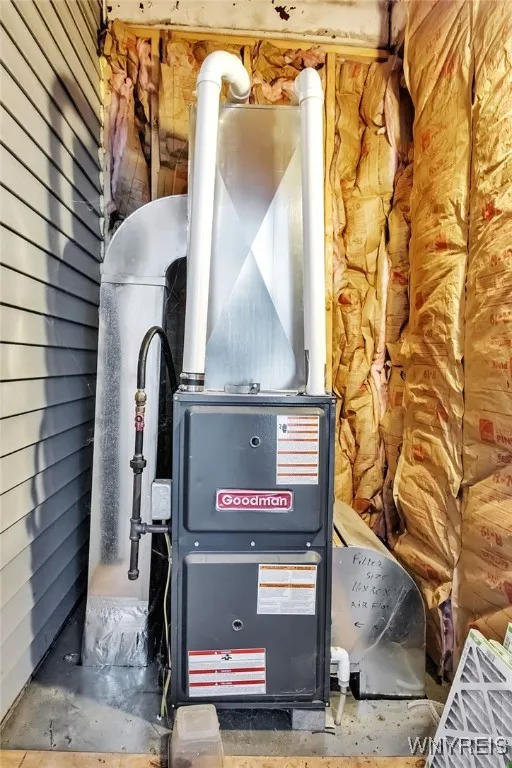 10 South Street, Buffalo, New York 14204, Buffalo, New York 14204, 4 Bedrooms Bedrooms, ,1 BathroomBathrooms,Residential,For Sale,10 South Street, Buffalo, New York 14204,0,B1647682