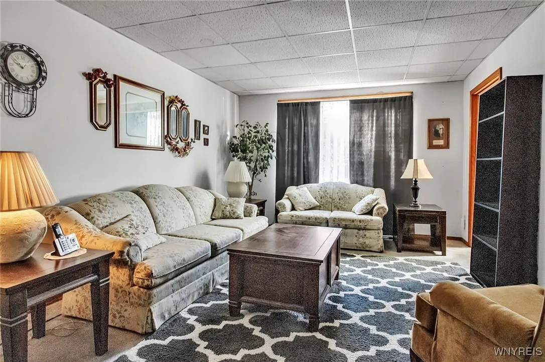 10 South Street, Buffalo, New York 14204, Buffalo, New York 14204, 4 Bedrooms Bedrooms, ,1 BathroomBathrooms,Residential,For Sale,10 South Street, Buffalo, New York 14204,0,B1647682