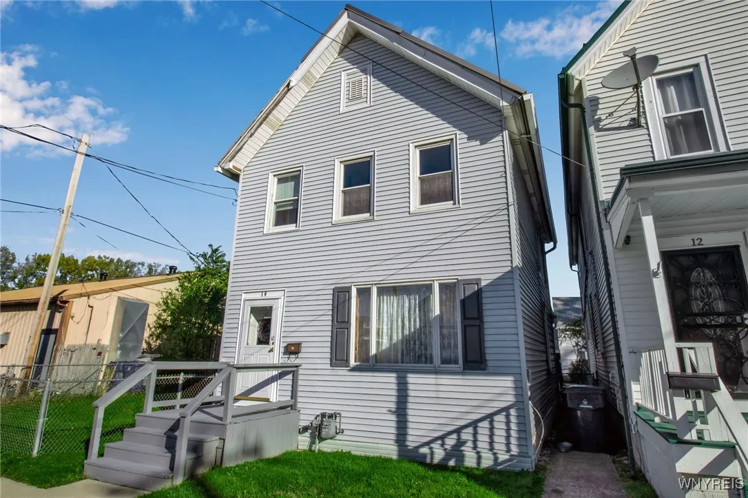 10 South Street, Buffalo, New York 14204, Buffalo, New York 14204, 4 Bedrooms Bedrooms, ,1 BathroomBathrooms,Residential,For Sale,10 South Street, Buffalo, New York 14204,0,B1647682
