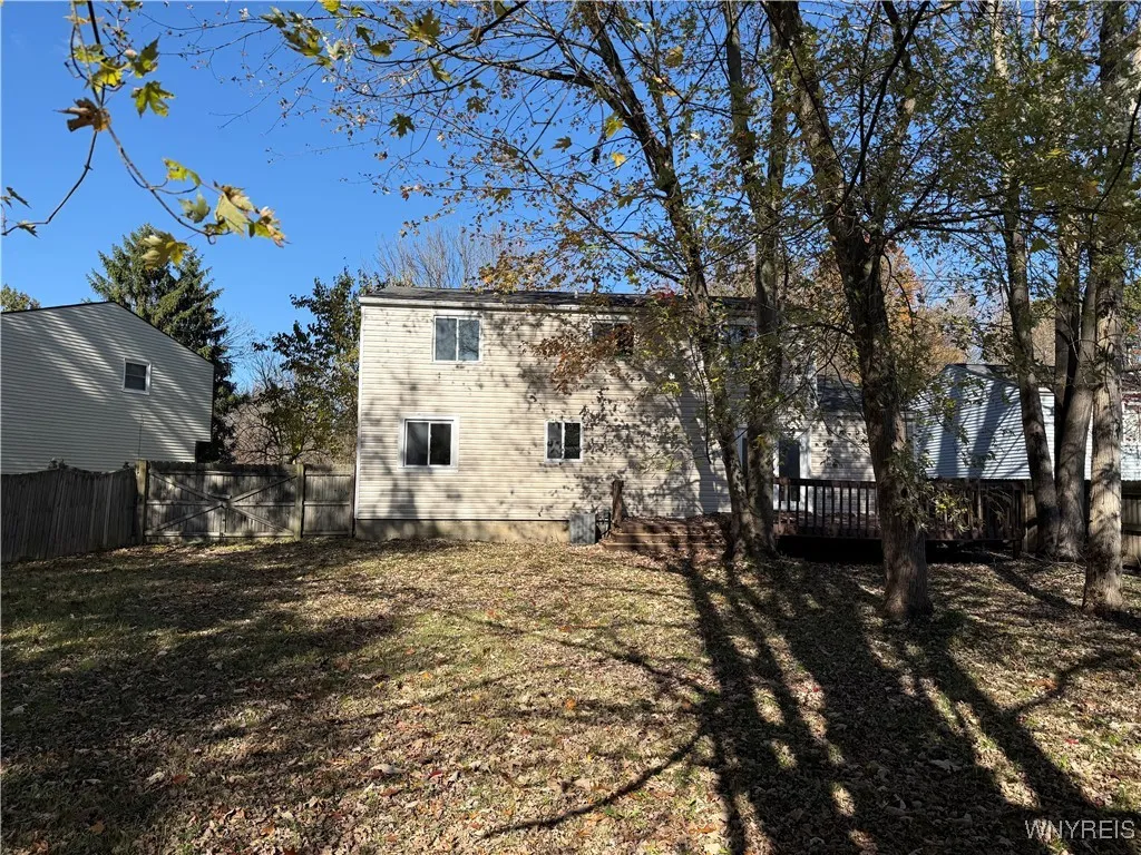 88 Greengage Circle, Amherst, New York 14051, Amherst, New York 14051, 4 Bedrooms Bedrooms, 10 Rooms Rooms,2 BathroomsBathrooms,Residential,For Sale,88 Greengage Circle, Amherst, New York 14051,0,B1648114