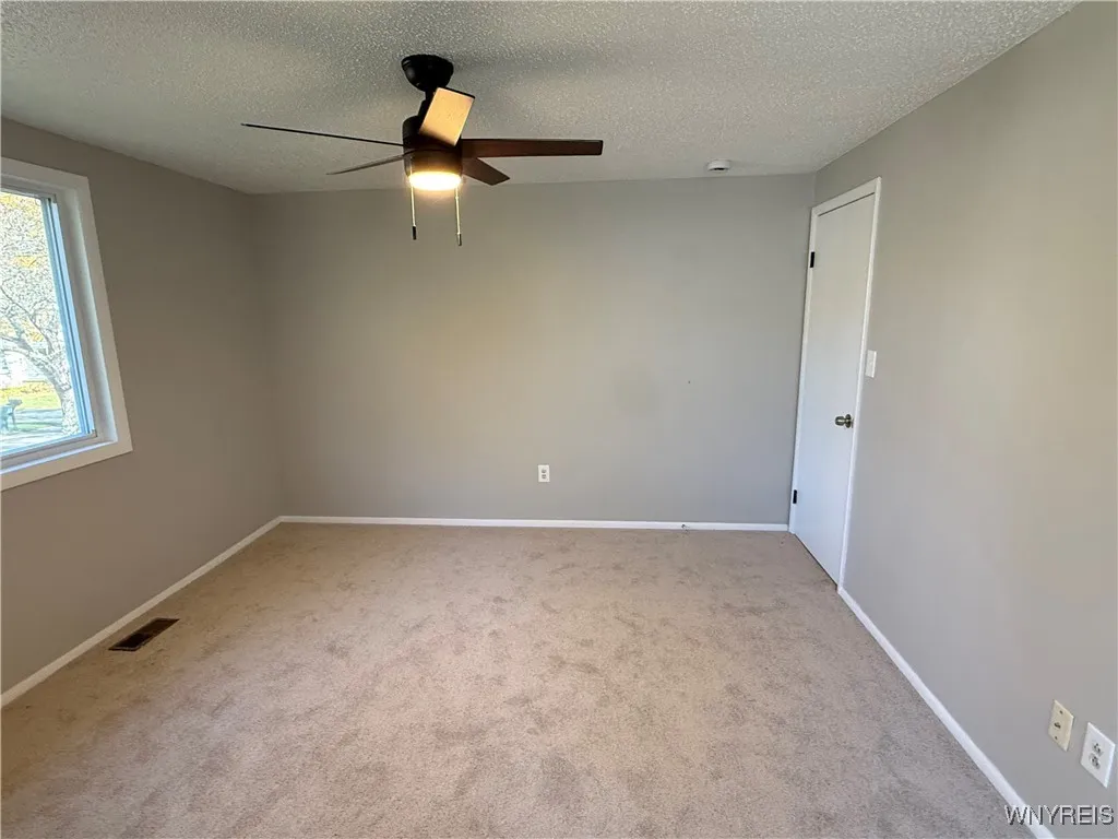 88 Greengage Circle, Amherst, New York 14051, Amherst, New York 14051, 4 Bedrooms Bedrooms, 10 Rooms Rooms,2 BathroomsBathrooms,Residential,For Sale,88 Greengage Circle, Amherst, New York 14051,0,B1648114