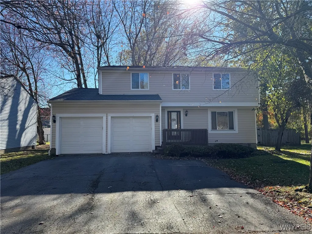 88 Greengage Circle, Amherst, New York 14051, Amherst, New York 14051, 4 Bedrooms Bedrooms, 10 Rooms Rooms,2 BathroomsBathrooms,Residential,For Sale,88 Greengage Circle, Amherst, New York 14051,0,B1648114