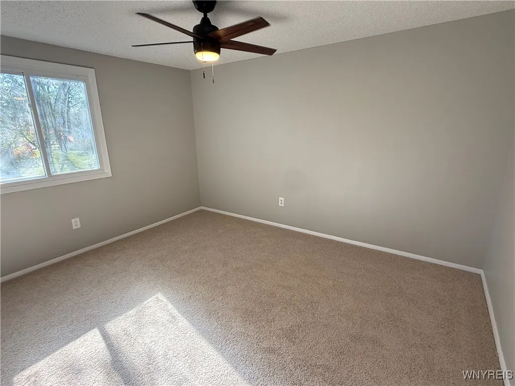 88 Greengage Circle, Amherst, New York 14051, Amherst, New York 14051, 4 Bedrooms Bedrooms, 10 Rooms Rooms,2 BathroomsBathrooms,Residential,For Sale,88 Greengage Circle, Amherst, New York 14051,0,B1648114