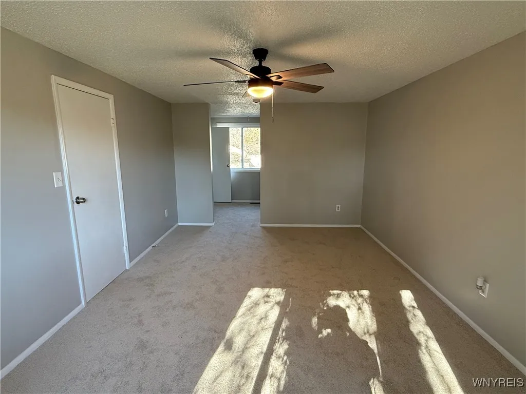 88 Greengage Circle, Amherst, New York 14051, Amherst, New York 14051, 4 Bedrooms Bedrooms, 10 Rooms Rooms,2 BathroomsBathrooms,Residential,For Sale,88 Greengage Circle, Amherst, New York 14051,0,B1648114