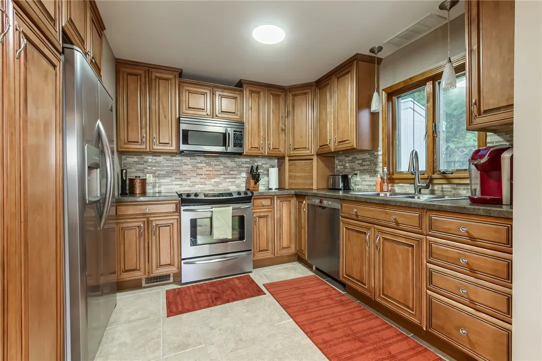 70 Avalon Trail, Penfield, New York 14580, Penfield, New York 14580, 2 Bedroom Bedrooms, 7 Room Rooms,2 BathroomBathrooms,Land,For Sale,70 Avalon Trail, Penfield, New York 14580,0,R1648119