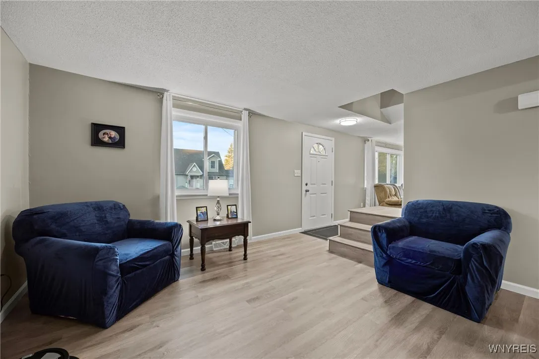 44 Middlesex Road, Orchard Park, New York 14127, Orchard Park, New York 14127, 4 Bedrooms Bedrooms, 10 Rooms Rooms,1 BathroomBathrooms,Residential,For Sale,44 Middlesex Road, Orchard Park, New York 14127,0,B1647924