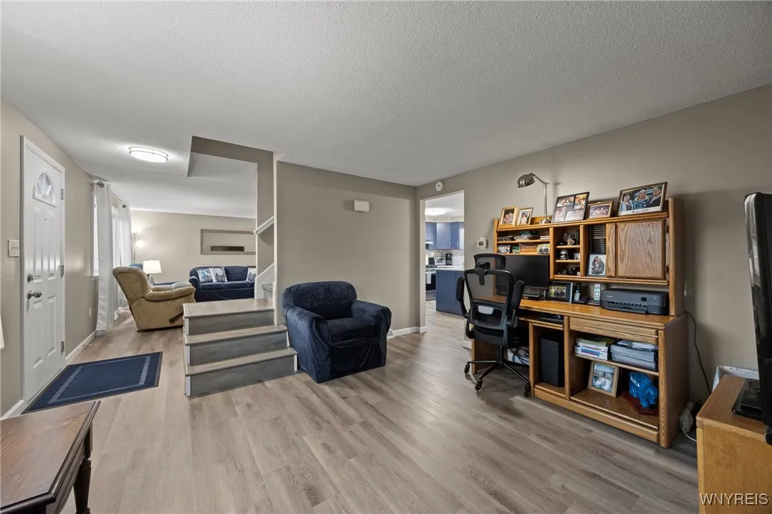 44 Middlesex Road, Orchard Park, New York 14127, Orchard Park, New York 14127, 4 Bedrooms Bedrooms, 10 Rooms Rooms,1 BathroomBathrooms,Residential,For Sale,44 Middlesex Road, Orchard Park, New York 14127,0,B1647924