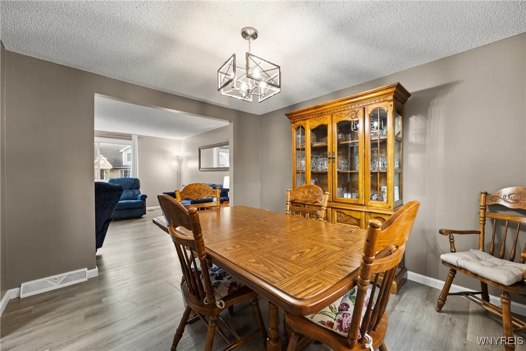 44 Middlesex Road, Orchard Park, New York 14127, Orchard Park, New York 14127, 4 Bedrooms Bedrooms, 10 Rooms Rooms,1 BathroomBathrooms,Residential,For Sale,44 Middlesex Road, Orchard Park, New York 14127,0,B1647924