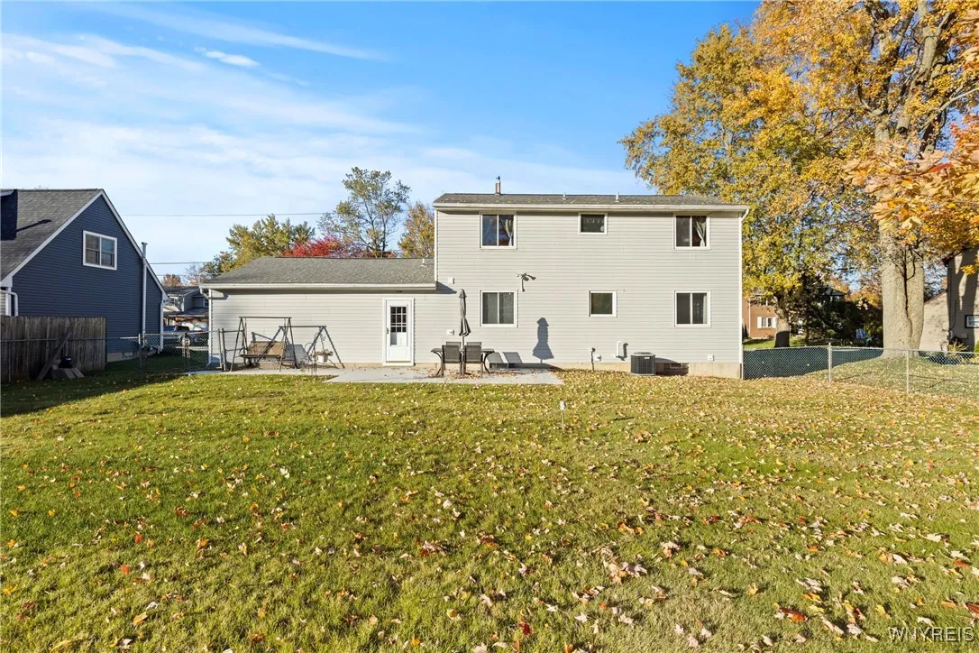 44 Middlesex Road, Orchard Park, New York 14127, Orchard Park, New York 14127, 4 Bedrooms Bedrooms, 10 Rooms Rooms,1 BathroomBathrooms,Residential,For Sale,44 Middlesex Road, Orchard Park, New York 14127,0,B1647924