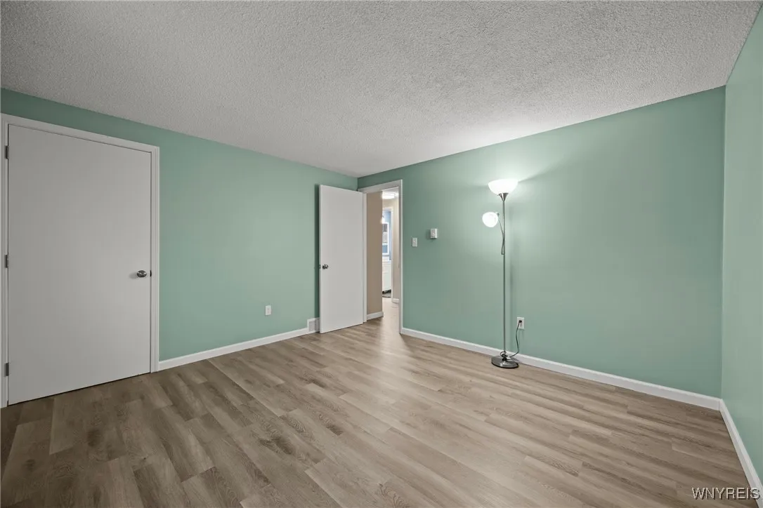 44 Middlesex Road, Orchard Park, New York 14127, Orchard Park, New York 14127, 4 Bedrooms Bedrooms, 10 Rooms Rooms,1 BathroomBathrooms,Residential,For Sale,44 Middlesex Road, Orchard Park, New York 14127,0,B1647924