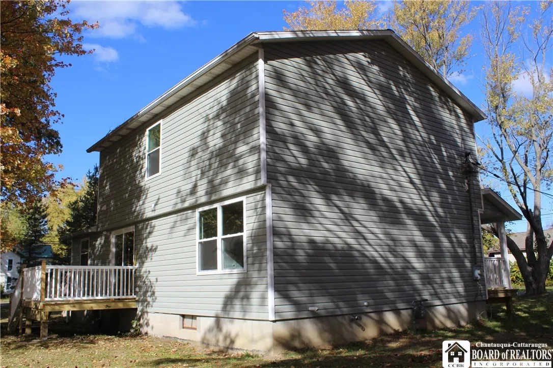 7 Hillcrest Drive, Pomfret, New York 14063, Pomfret, New York 14063, 4 Bedrooms Bedrooms, 9 Rooms Rooms,2 BathroomsBathrooms,Residential,For Sale,7 Hillcrest Drive, Pomfret, New York 14063,0,R1648122