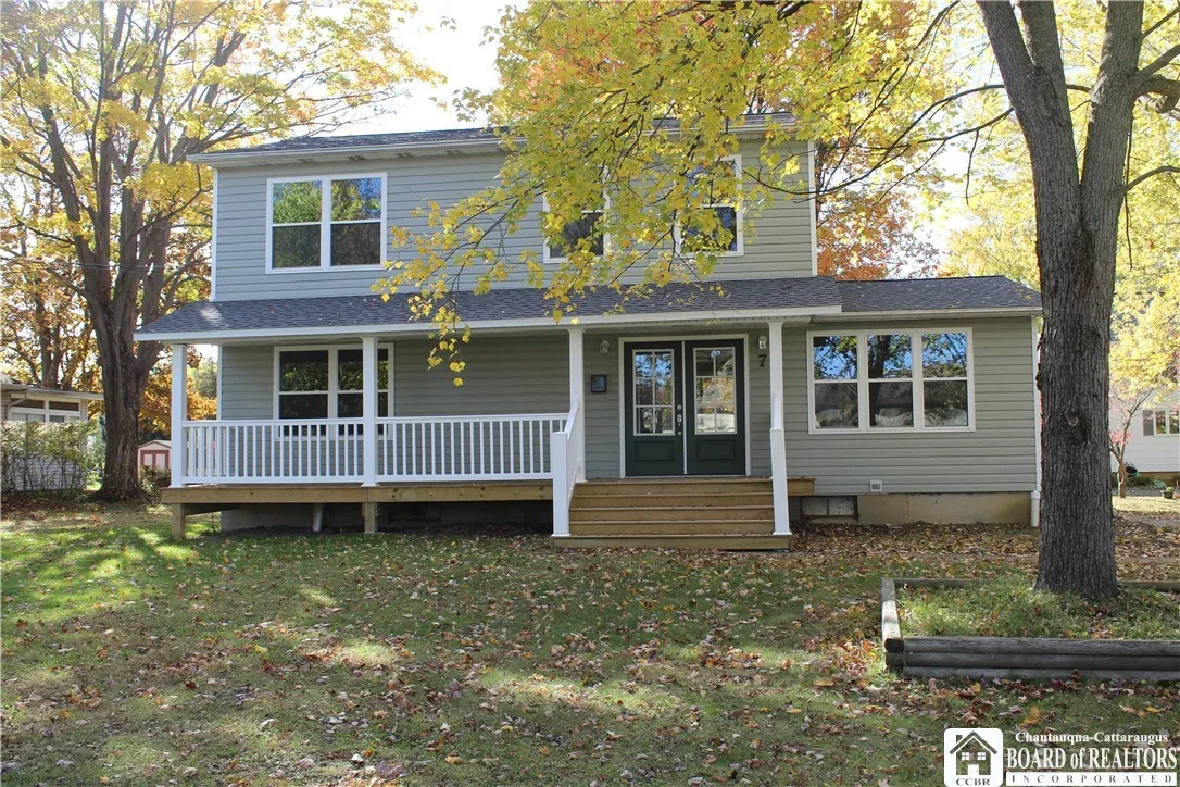 7 Hillcrest Drive, Pomfret, New York 14063, Pomfret, New York 14063, 4 Bedrooms Bedrooms, 9 Rooms Rooms,2 BathroomsBathrooms,Residential,For Sale,7 Hillcrest Drive, Pomfret, New York 14063,0,R1648122