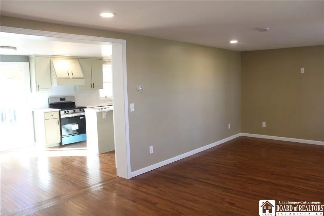 7 Hillcrest Drive, Pomfret, New York 14063, Pomfret, New York 14063, 4 Bedrooms Bedrooms, 9 Rooms Rooms,2 BathroomsBathrooms,Residential,For Sale,7 Hillcrest Drive, Pomfret, New York 14063,0,R1648122