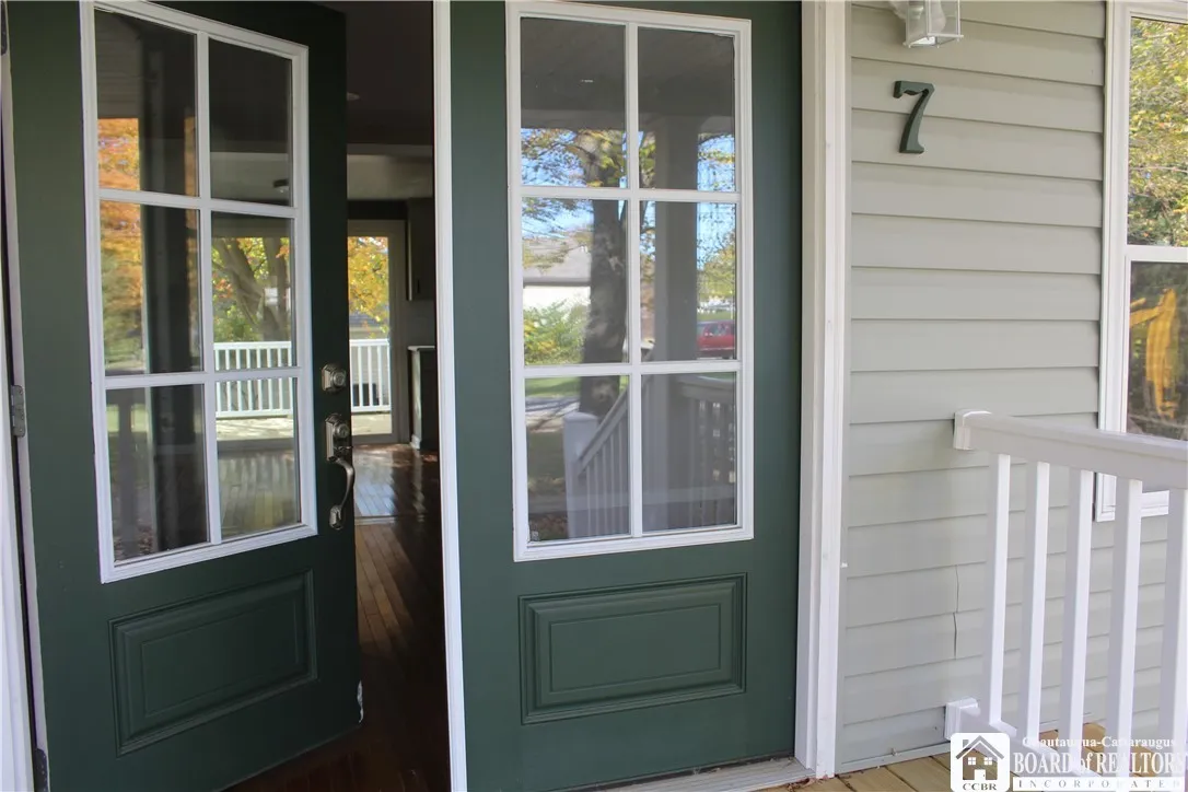 7 Hillcrest Drive, Pomfret, New York 14063, Pomfret, New York 14063, 4 Bedrooms Bedrooms, 9 Rooms Rooms,2 BathroomsBathrooms,Residential,For Sale,7 Hillcrest Drive, Pomfret, New York 14063,0,R1648122