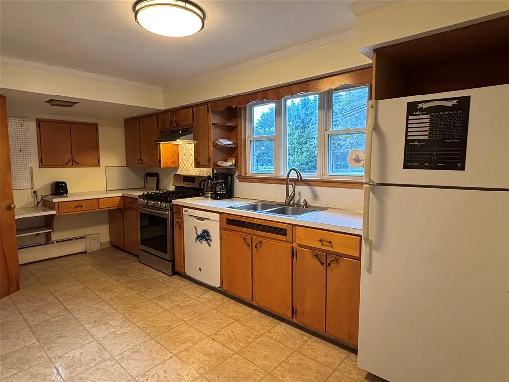 7944 State Highway 23, Davenport, New York 13820, Davenport, New York 13820, 4 Bedrooms Bedrooms, 15 Rooms Rooms,2 BathroomsBathrooms,Residential,For Sale,7944 State Highway 23, Davenport, New York 13820,0,R1648041