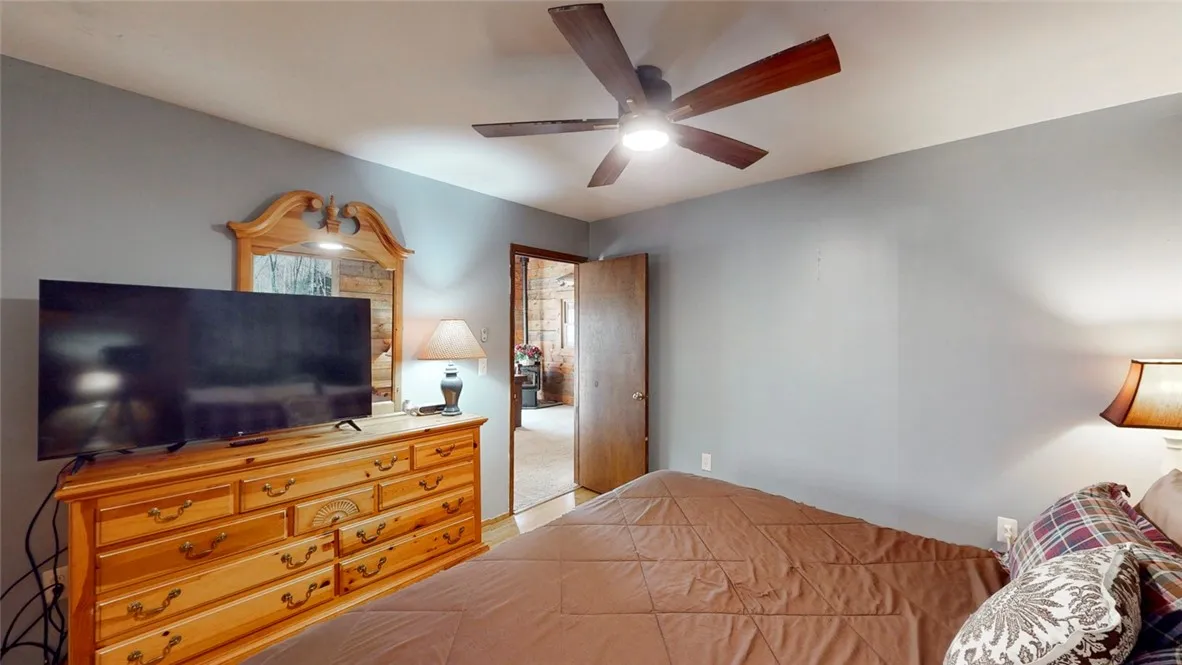 11429 W Lake Rd Road, Pulteney, New York 14840, Pulteney, New York 14840, 3 Bedrooms Bedrooms, 9 Rooms Rooms,2 BathroomsBathrooms,Residential,For Sale,11429 W Lake Rd Road, Pulteney, New York 14840,0,R1646797