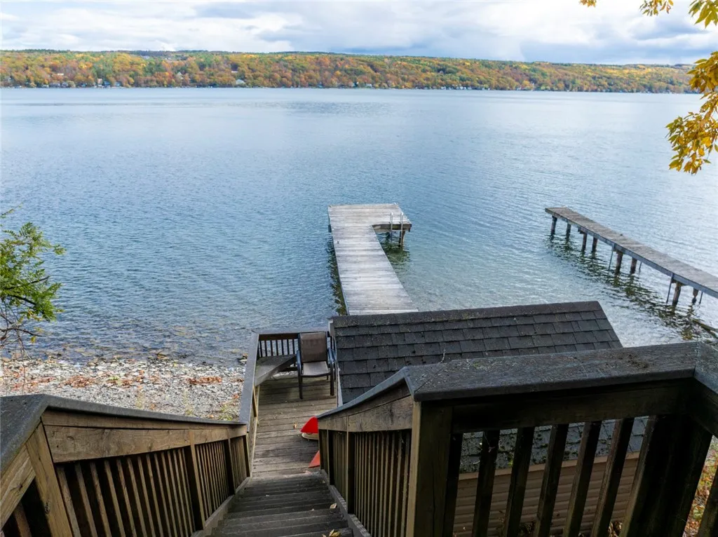 11429 W Lake Rd Road, Pulteney, New York 14840, Pulteney, New York 14840, 3 Bedrooms Bedrooms, 9 Rooms Rooms,2 BathroomsBathrooms,Residential,For Sale,11429 W Lake Rd Road, Pulteney, New York 14840,0,R1646797