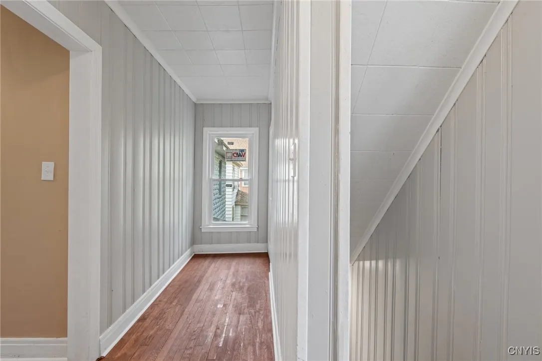 145 Hixson Avenue, Syracuse, New York 13206, Syracuse, New York 13206, 4 Bedrooms Bedrooms, 9 Rooms Rooms,1 BathroomBathrooms,Residential Lease,For Rent,145 Hixson Avenue, Syracuse, New York 13206,0,S1647213