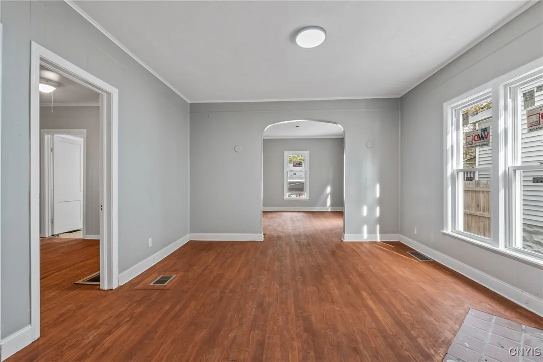 145 Hixson Avenue, Syracuse, New York 13206, Syracuse, New York 13206, 4 Bedrooms Bedrooms, 9 Rooms Rooms,1 BathroomBathrooms,Residential Lease,For Rent,145 Hixson Avenue, Syracuse, New York 13206,0,S1647213