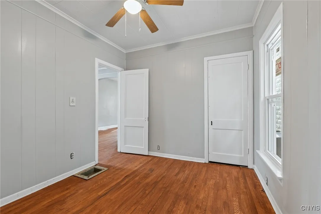 145 Hixson Avenue, Syracuse, New York 13206, Syracuse, New York 13206, 4 Bedrooms Bedrooms, 9 Rooms Rooms,1 BathroomBathrooms,Residential Lease,For Rent,145 Hixson Avenue, Syracuse, New York 13206,0,S1647213