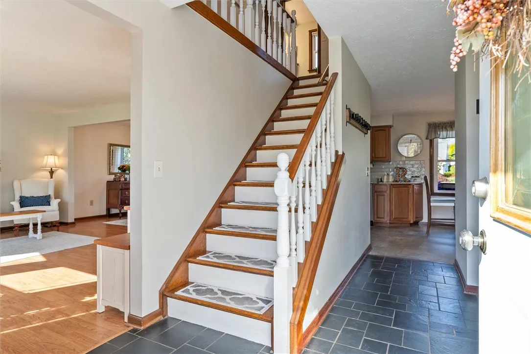 43 Plains Road, Mendon, New York 14472, Mendon, New York 14472, 4 Bedrooms Bedrooms, 8 Rooms Rooms,2 BathroomsBathrooms,Residential,For Sale,43 Plains Road, Mendon, New York 14472,0,R1648152