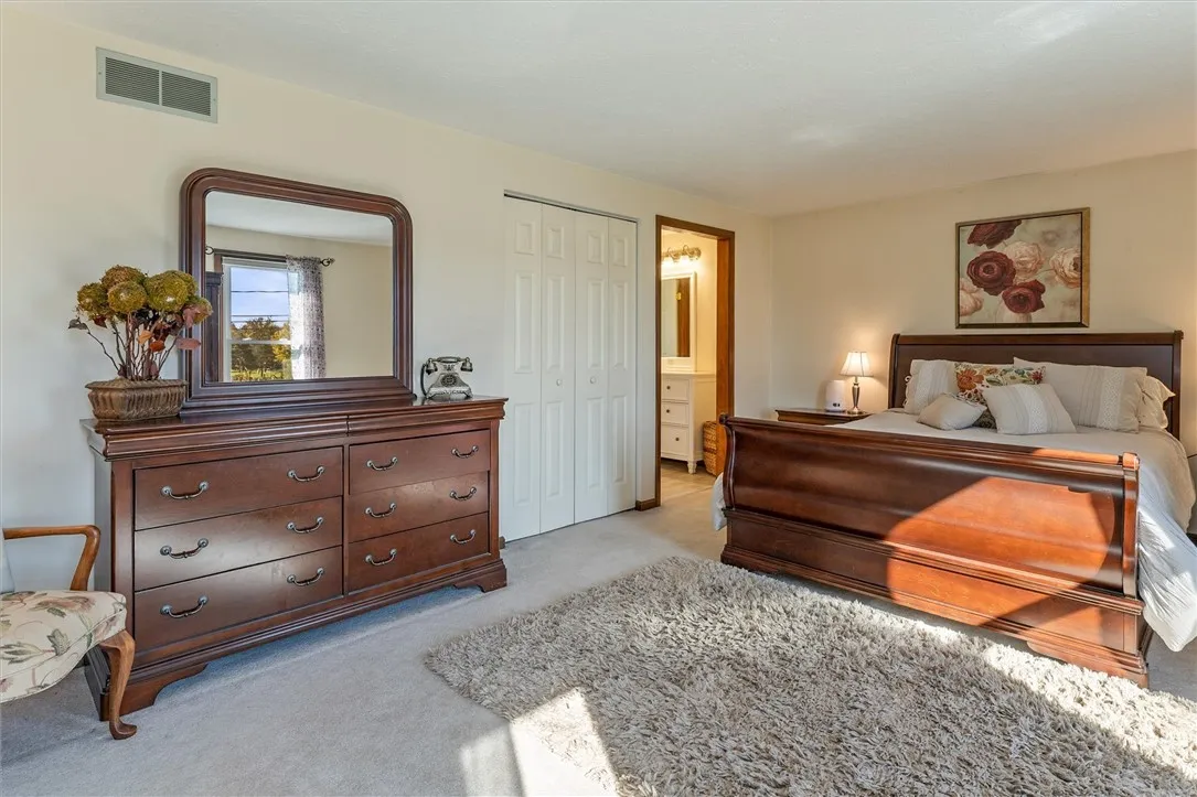 43 Plains Road, Mendon, New York 14472, Mendon, New York 14472, 4 Bedrooms Bedrooms, 8 Rooms Rooms,2 BathroomsBathrooms,Residential,For Sale,43 Plains Road, Mendon, New York 14472,0,R1648152