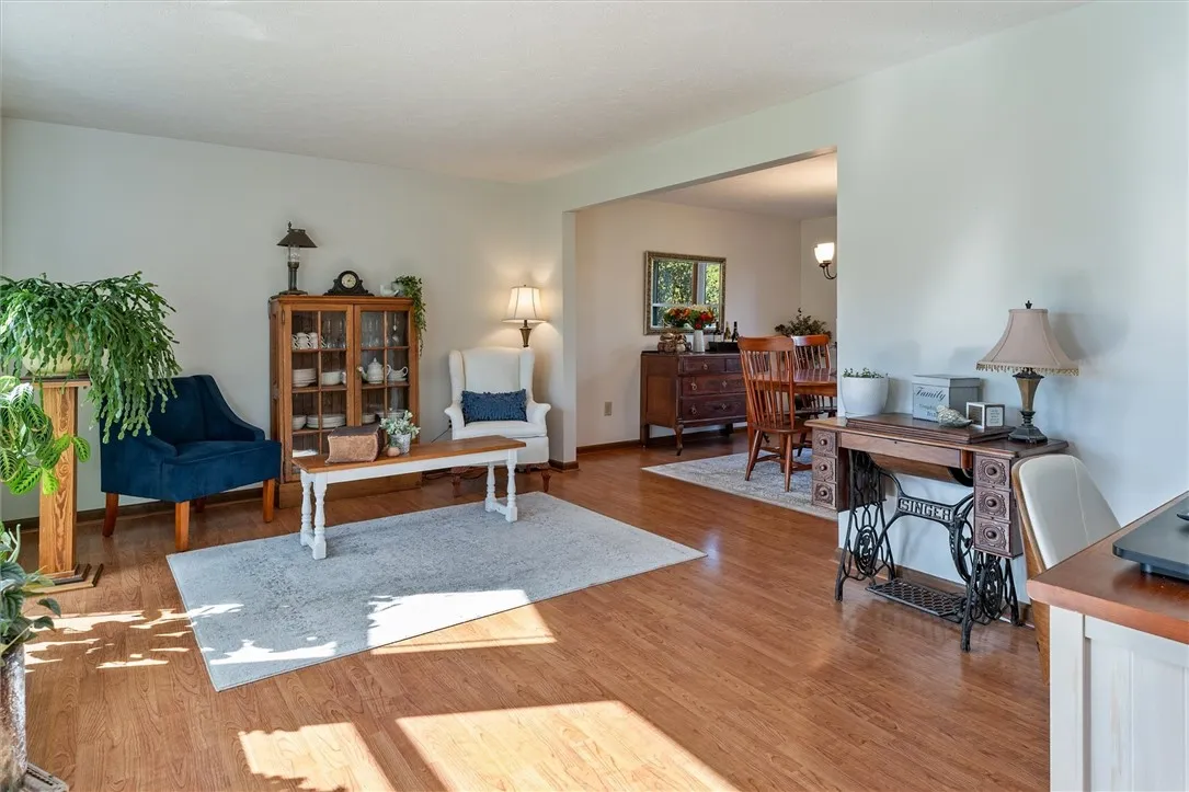 43 Plains Road, Mendon, New York 14472, Mendon, New York 14472, 4 Bedrooms Bedrooms, 8 Rooms Rooms,2 BathroomsBathrooms,Residential,For Sale,43 Plains Road, Mendon, New York 14472,0,R1648152