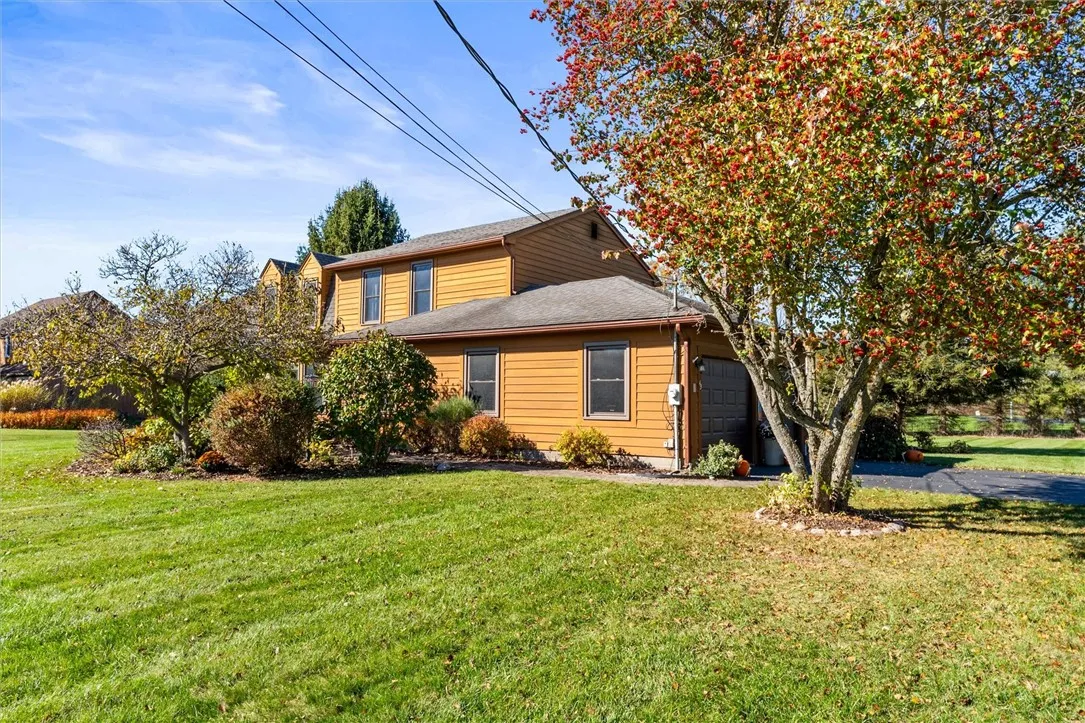 43 Plains Road, Mendon, New York 14472, Mendon, New York 14472, 4 Bedrooms Bedrooms, 8 Rooms Rooms,2 BathroomsBathrooms,Residential,For Sale,43 Plains Road, Mendon, New York 14472,0,R1648152