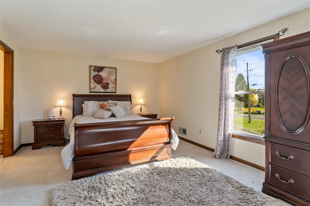 43 Plains Road, Mendon, New York 14472, Mendon, New York 14472, 4 Bedrooms Bedrooms, 8 Rooms Rooms,2 BathroomsBathrooms,Residential,For Sale,43 Plains Road, Mendon, New York 14472,0,R1648152