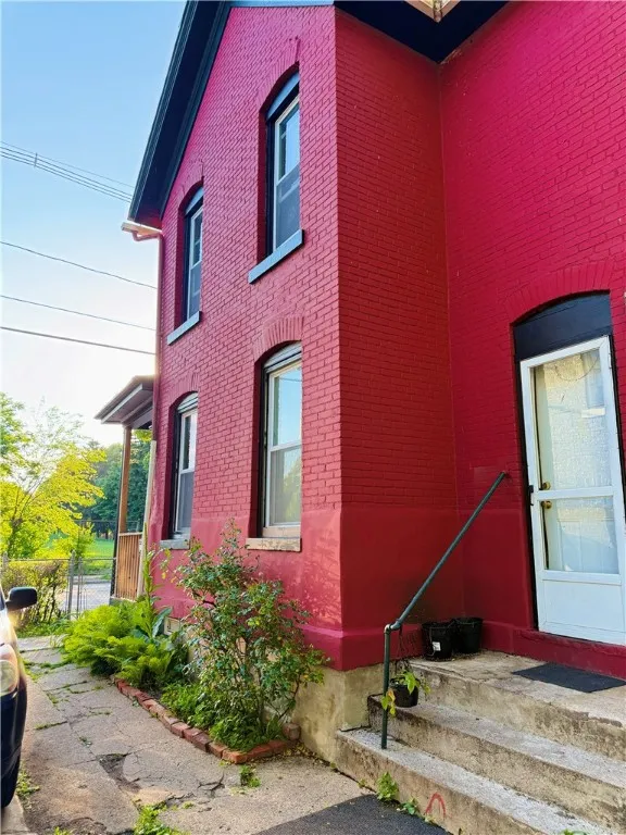 376-378 Jefferson Avenue, Rochester, New York 1461, Rochester, New York 14611, 4 Bedrooms Bedrooms, ,2 BathroomsBathrooms,Residential,For Sale,376-378 Jefferson Avenue, Rochester, New York 1461,0,R1646316