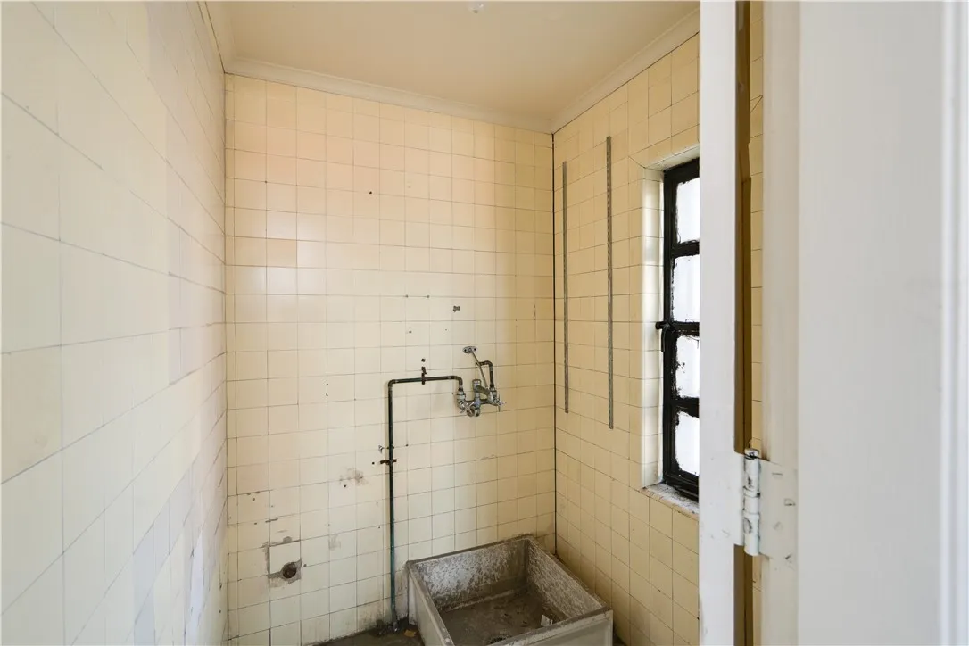 175 Lyell Avenue, Rochester, New York 14608, Rochester, New York 14608, ,Commercial Sale,For Sale,175 Lyell Avenue, Rochester, New York 14608,0,R1648175