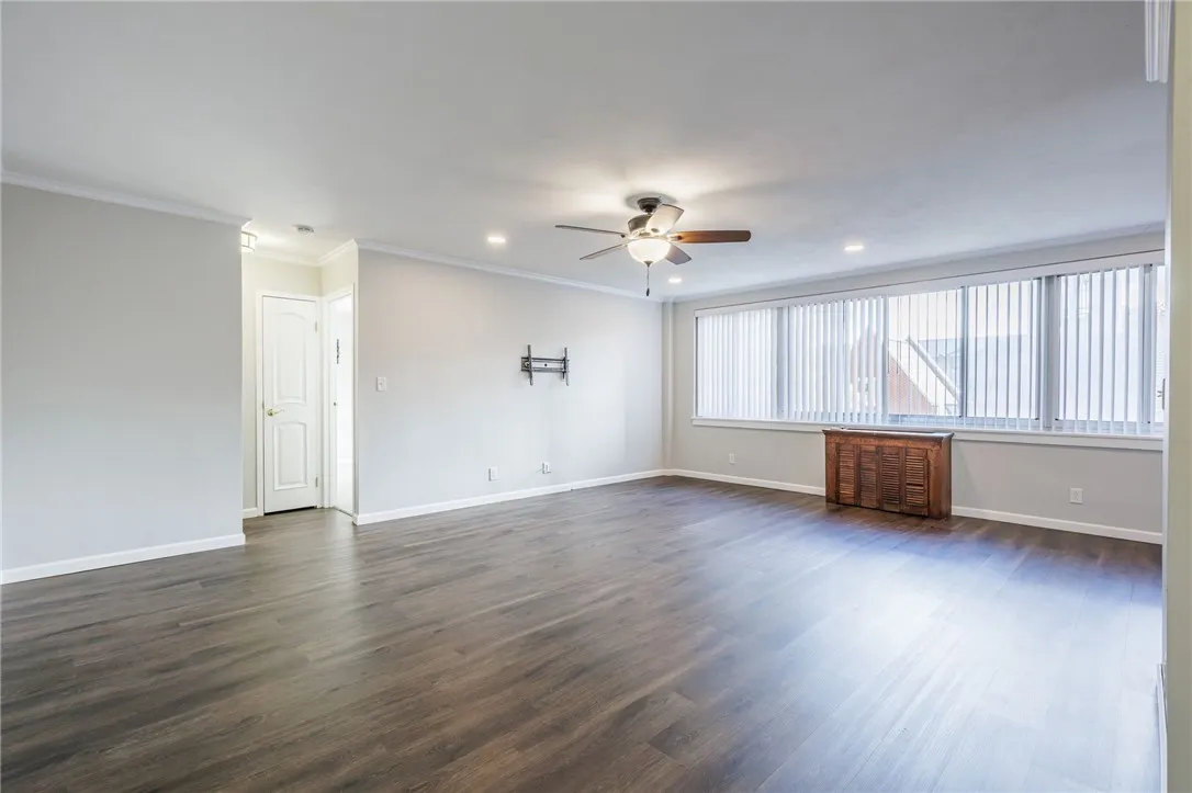 1000 East Avenue Un303, Rochester, New York 14607, Rochester, New York 14607, 1 Bedroom Bedrooms, 3 Rooms Rooms,1 BathroomBathrooms,Residential,Closed,1000 East Avenue Un303, Rochester, New York 14607,0,R1648179