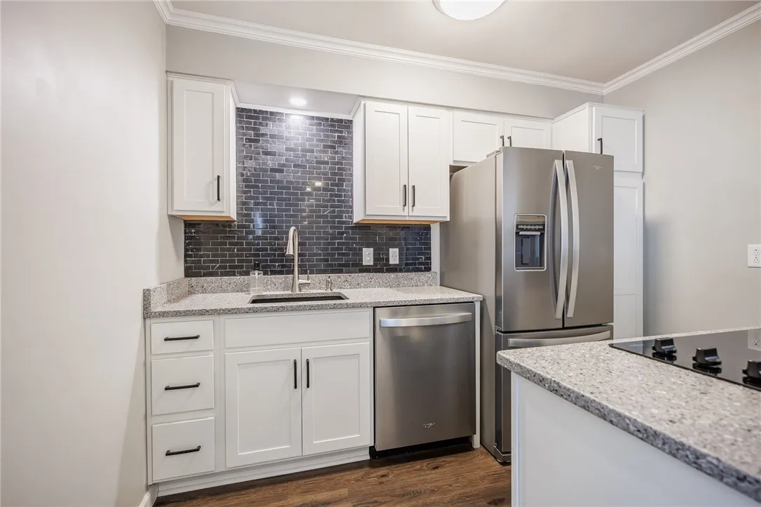 1000 East Avenue Un303, Rochester, New York 14607, Rochester, New York 14607, 1 Bedroom Bedrooms, 3 Rooms Rooms,1 BathroomBathrooms,Residential,Closed,1000 East Avenue Un303, Rochester, New York 14607,0,R1648179