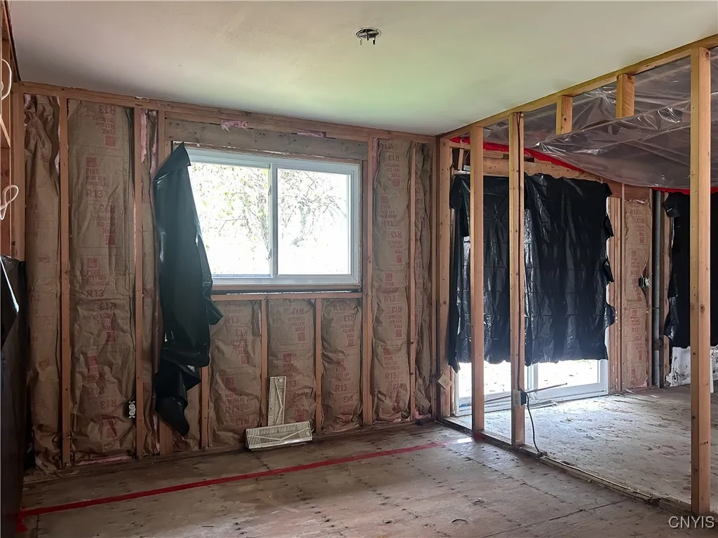 113 Grandy Drive, Salina, New York 13088, Salina, New York 13088, 3 Bedrooms Bedrooms, 11 Rooms Rooms,1 BathroomBathrooms,Residential,For Sale,113 Grandy Drive, Salina, New York 13088,0,S1647901