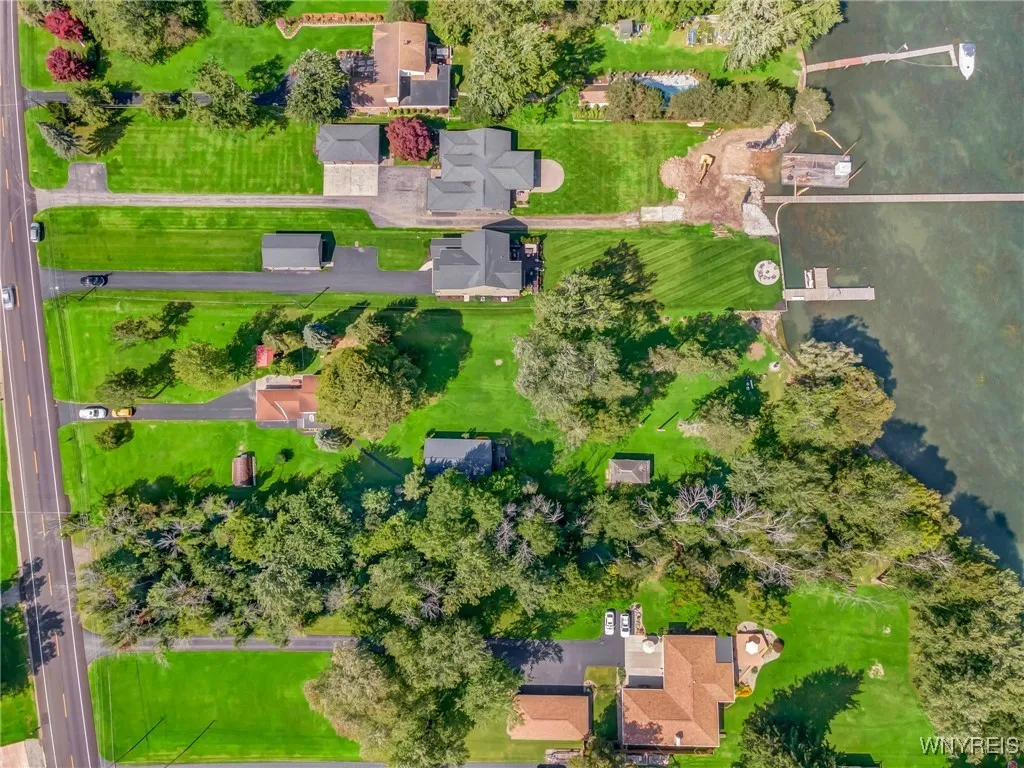 5447 East River Road, Grand Island, New York 14072, Grand Island, New York 14072, 5 Bedrooms Bedrooms, 14 Rooms Rooms,3 BathroomsBathrooms,Residential,For Sale,5447 East River Road, Grand Island, New York 14072,0,B1647845