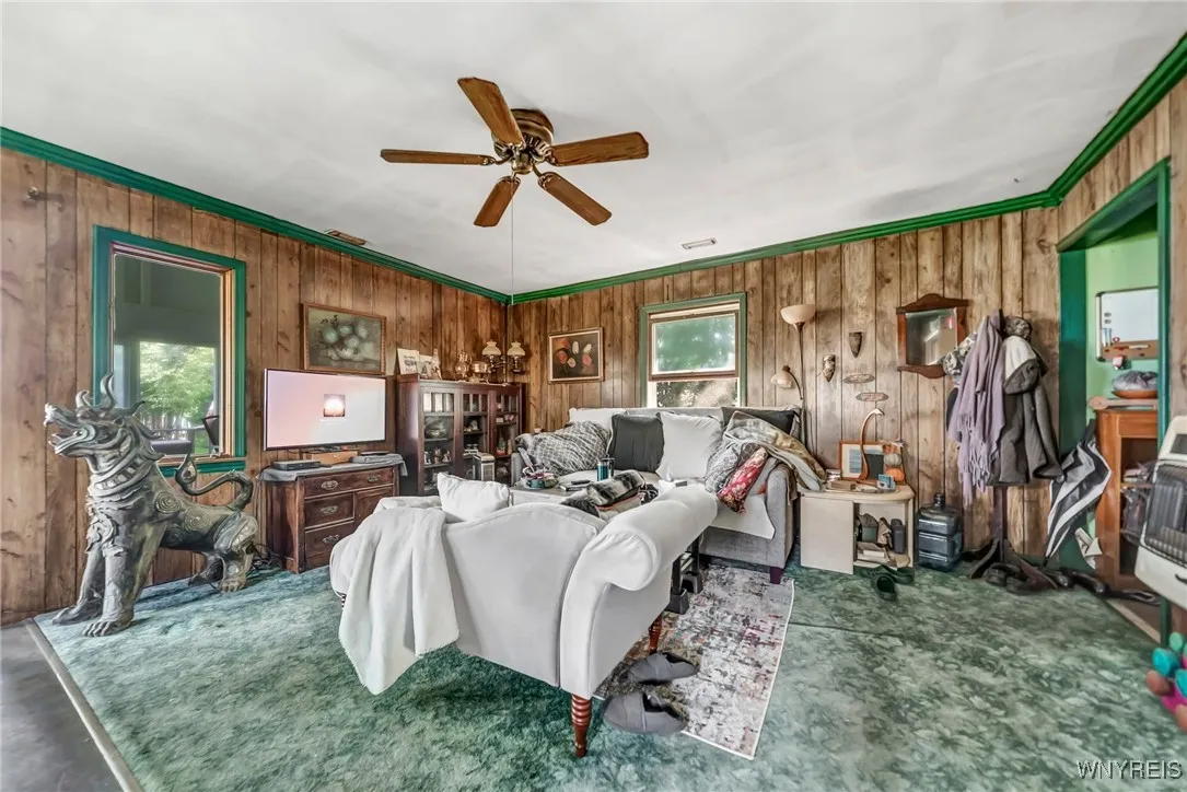 5447 East River Road, Grand Island, New York 14072, Grand Island, New York 14072, 5 Bedrooms Bedrooms, 14 Rooms Rooms,3 BathroomsBathrooms,Residential,For Sale,5447 East River Road, Grand Island, New York 14072,0,B1647845