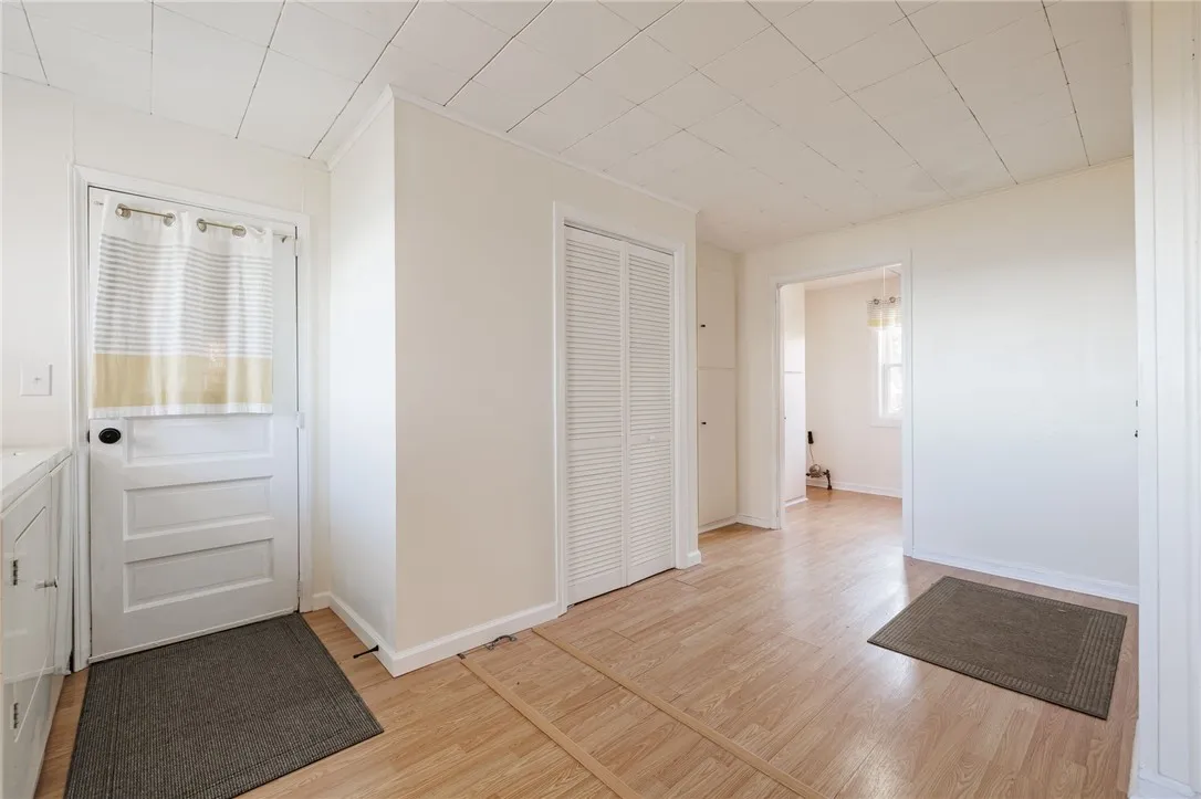 523 Ontario Drive, Ontario, New York 14519, Ontario, New York 14519, 2 Bedrooms Bedrooms, 5 Rooms Rooms,1 BathroomBathrooms,Residential,For Sale,523 Ontario Drive, Ontario, New York 14519,0,R1647364