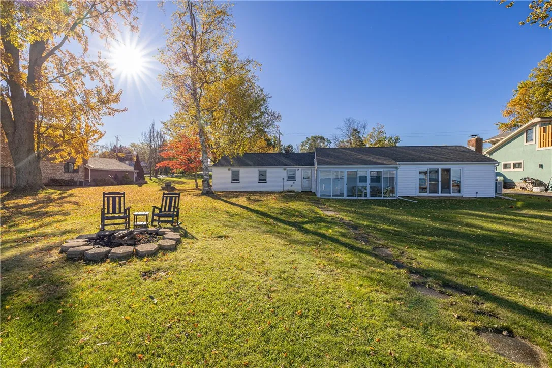 523 Ontario Drive, Ontario, New York 14519, Ontario, New York 14519, 2 Bedrooms Bedrooms, 5 Rooms Rooms,1 BathroomBathrooms,Residential,For Sale,523 Ontario Drive, Ontario, New York 14519,0,R1647364