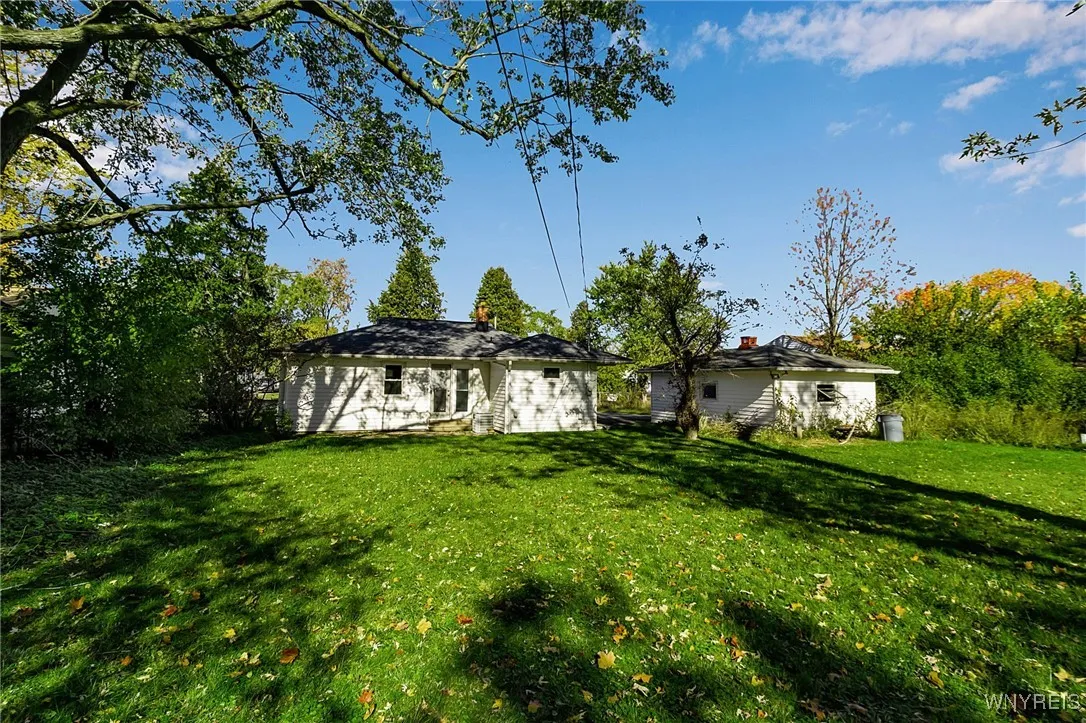 176 Bennington Road, Amherst, New York 14226, Amherst, New York 14226, 3 Bedrooms Bedrooms, 8 Rooms Rooms,1 BathroomBathrooms,Residential,For Sale,176 Bennington Road, Amherst, New York 14226,0,B1647971