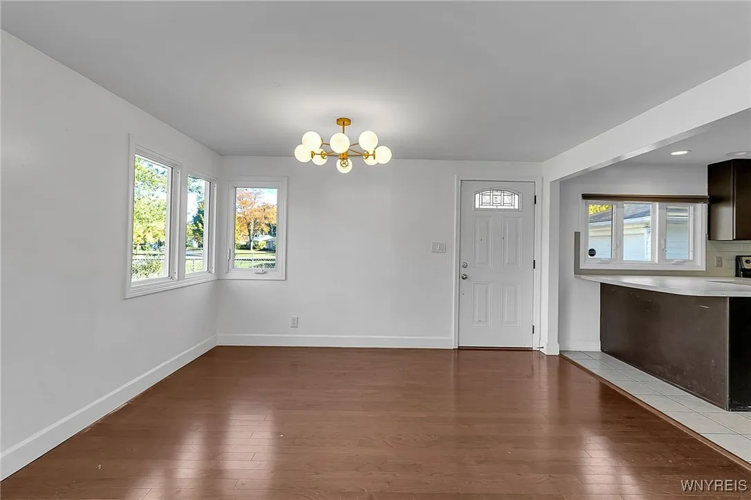 176 Bennington Road, Amherst, New York 14226, Amherst, New York 14226, 3 Bedrooms Bedrooms, 8 Rooms Rooms,1 BathroomBathrooms,Residential,For Sale,176 Bennington Road, Amherst, New York 14226,0,B1647971