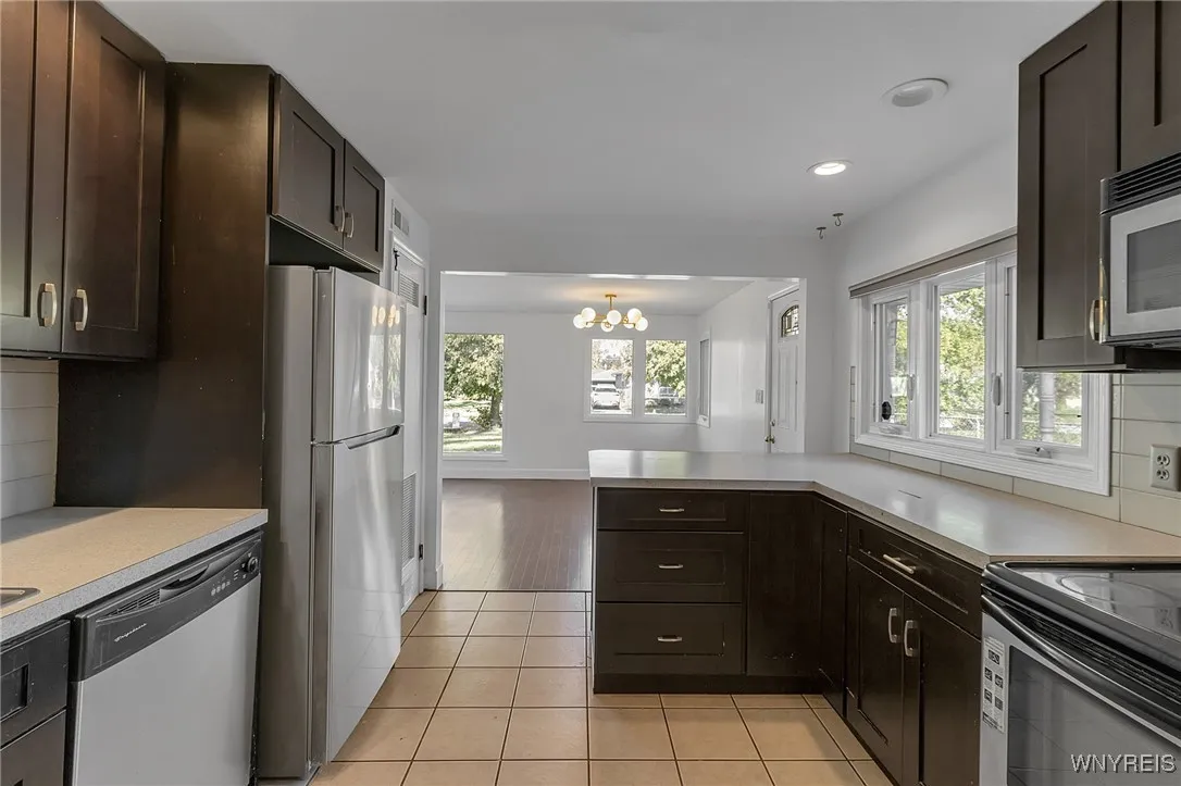 176 Bennington Road, Amherst, New York 14226, Amherst, New York 14226, 3 Bedrooms Bedrooms, 8 Rooms Rooms,1 BathroomBathrooms,Residential,For Sale,176 Bennington Road, Amherst, New York 14226,0,B1647971