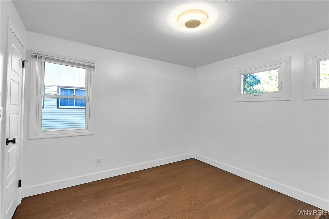 176 Bennington Road, Amherst, New York 14226, Amherst, New York 14226, 3 Bedrooms Bedrooms, 8 Rooms Rooms,1 BathroomBathrooms,Residential,For Sale,176 Bennington Road, Amherst, New York 14226,0,B1647971