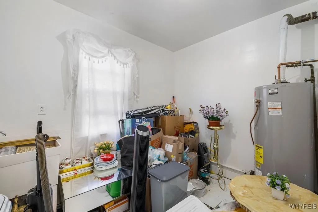 88 Shanley Street, Cheektowaga, New York 14206, Cheektowaga, New York 14206, 5 Bedrooms Bedrooms, ,2 BathroomsBathrooms,Residential,For Sale,88 Shanley Street, Cheektowaga, New York 14206,0,B1648184