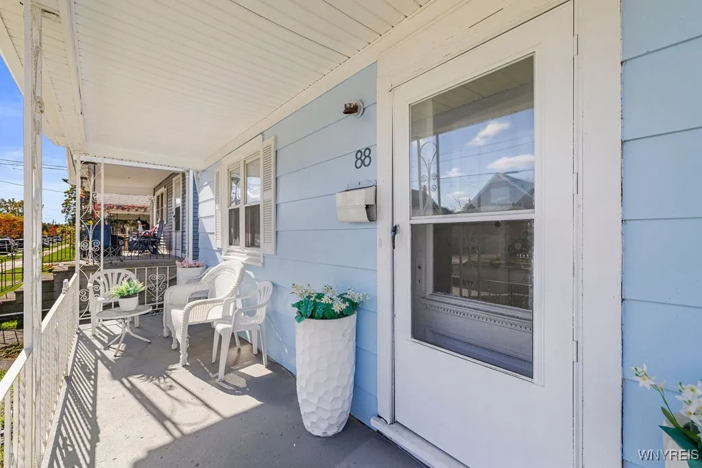 88 Shanley Street, Cheektowaga, New York 14206, Cheektowaga, New York 14206, 5 Bedrooms Bedrooms, ,2 BathroomsBathrooms,Residential,For Sale,88 Shanley Street, Cheektowaga, New York 14206,0,B1648184