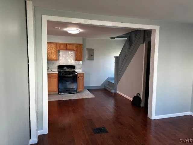 705 Court Street, Utica, New York 13502, Utica, New York 13502, 4 Bedrooms Bedrooms, 7 Rooms Rooms,2 BathroomsBathrooms,Residential,For Sale,705 Court Street, Utica, New York 13502,0,S1648178
