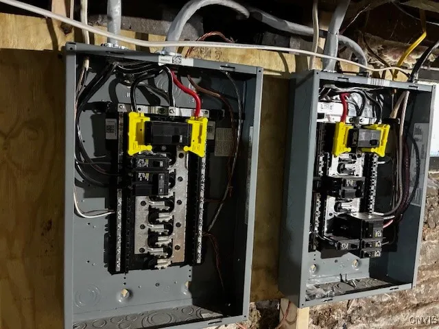 705 Court Street, Utica, New York 13502, Utica, New York 13502, 4 Bedrooms Bedrooms, 7 Rooms Rooms,2 BathroomsBathrooms,Residential,For Sale,705 Court Street, Utica, New York 13502,0,S1648178