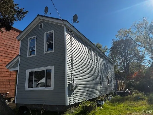 705 Court Street, Utica, New York 13502, Utica, New York 13502, 4 Bedrooms Bedrooms, 7 Rooms Rooms,2 BathroomsBathrooms,Residential,For Sale,705 Court Street, Utica, New York 13502,0,S1648178